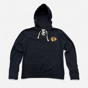 Black Chicago Blackhawks hoodie with embroidered logo, size L